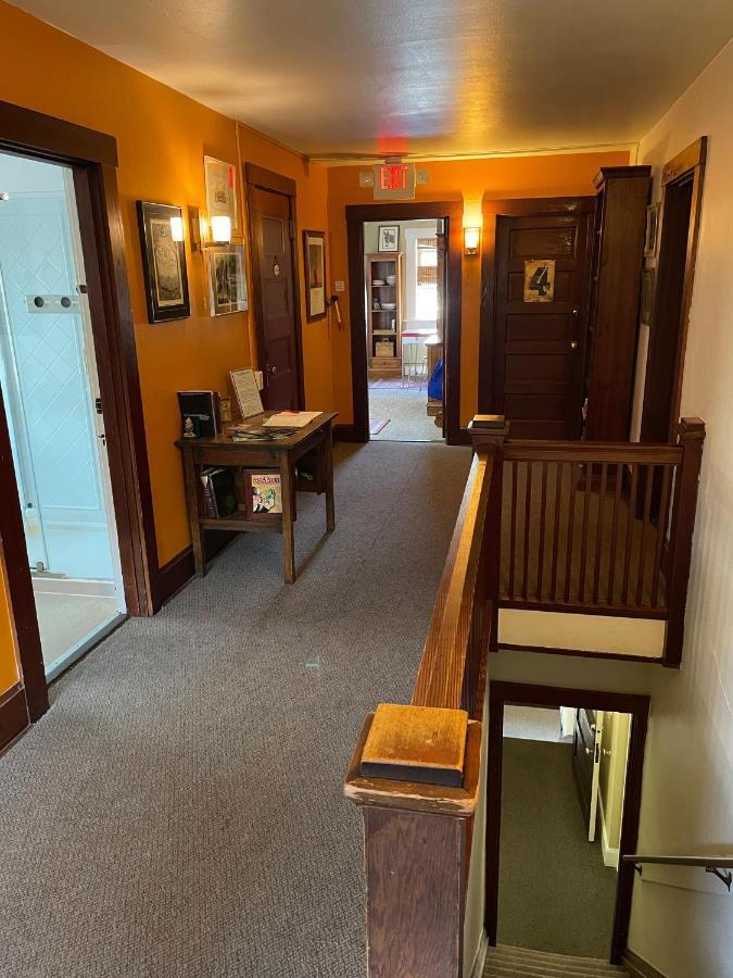 International Guest house 2*