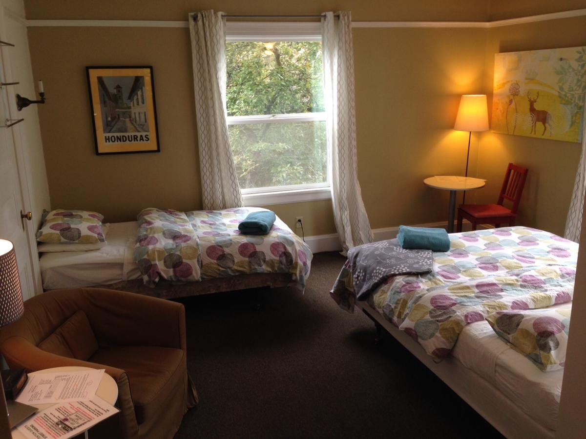 Guest house International